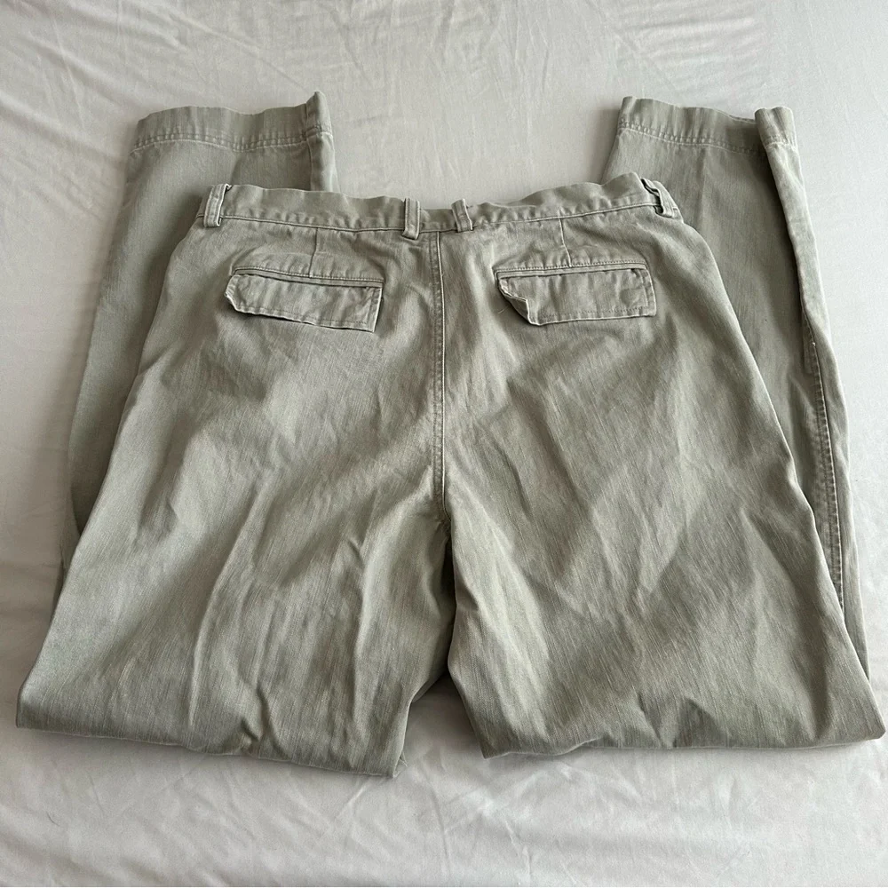 Banana Republic Light Gray Men's Chino Trousers